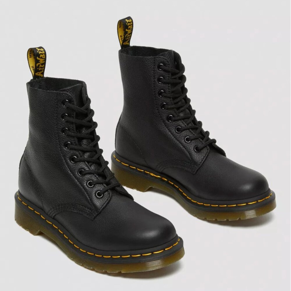 Gently Used Dr Marten's Women's 1460 Pascal Virgnia Leather Lace Up Boot